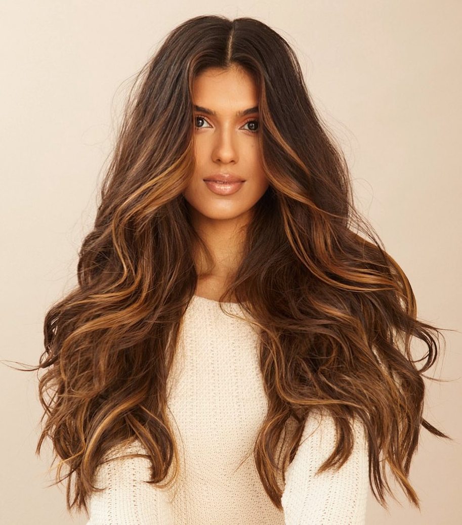 Hot Messy Brunette Mane with Highlights