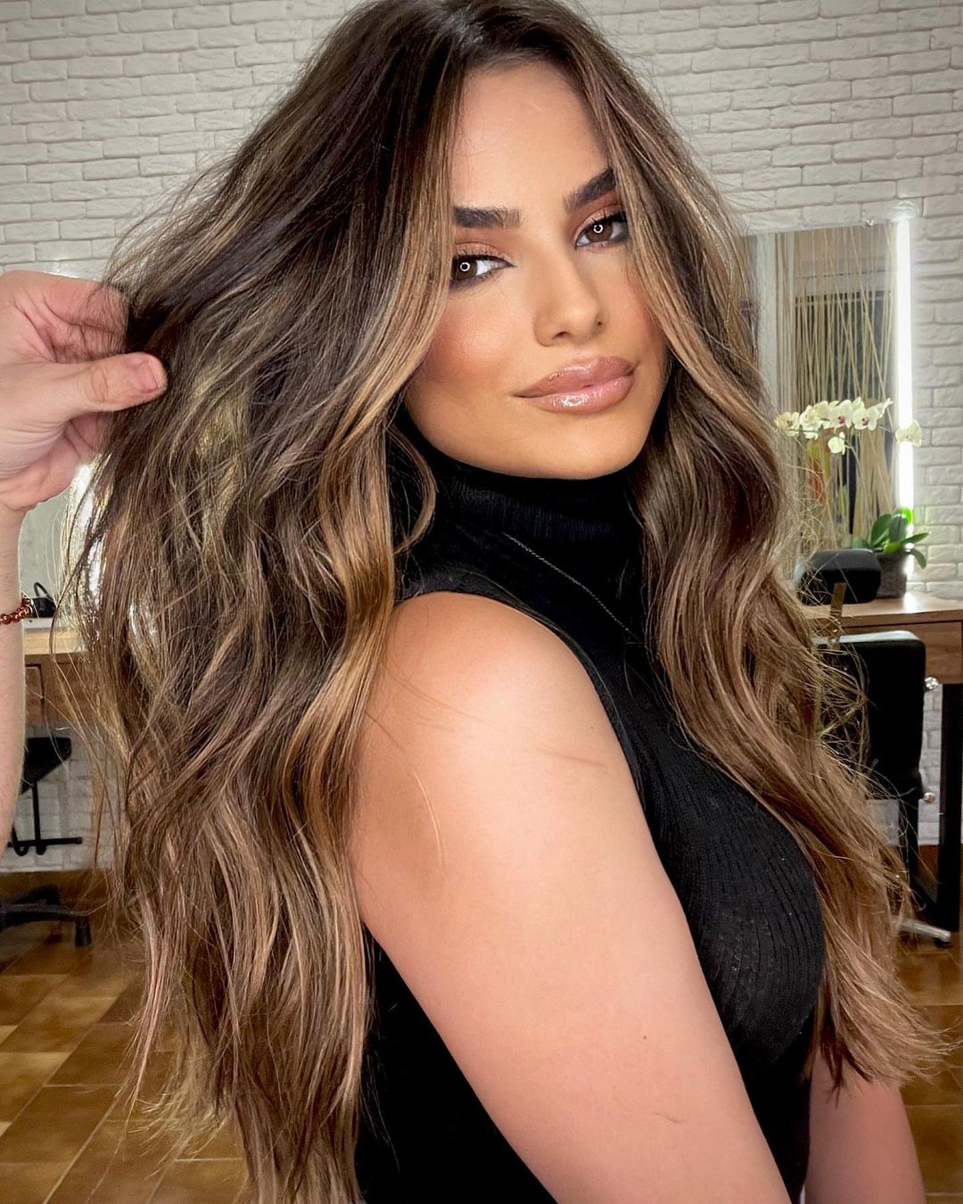 Brunette Hair with Golden Brown Balayage