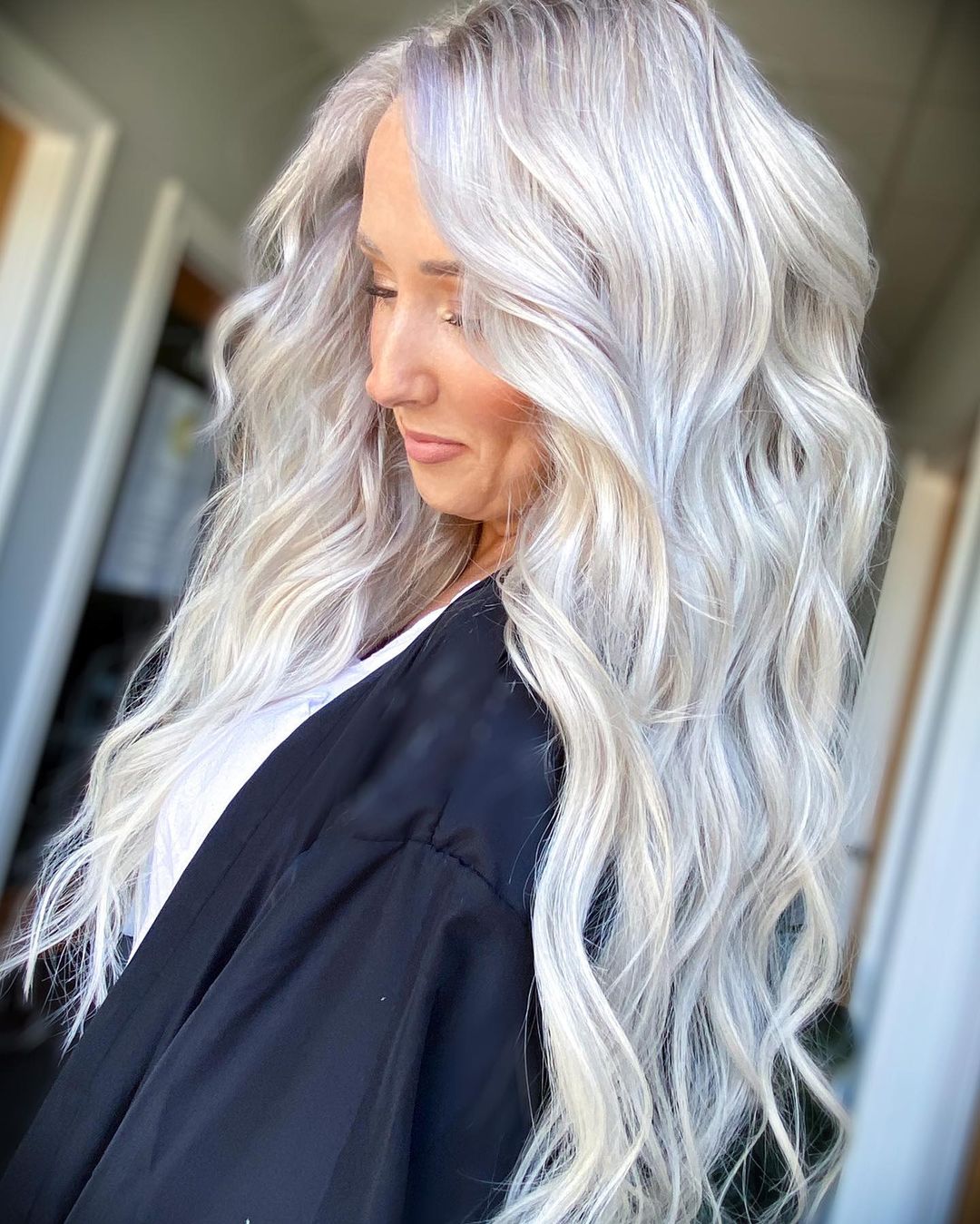 Long White Wavy Hairstyle