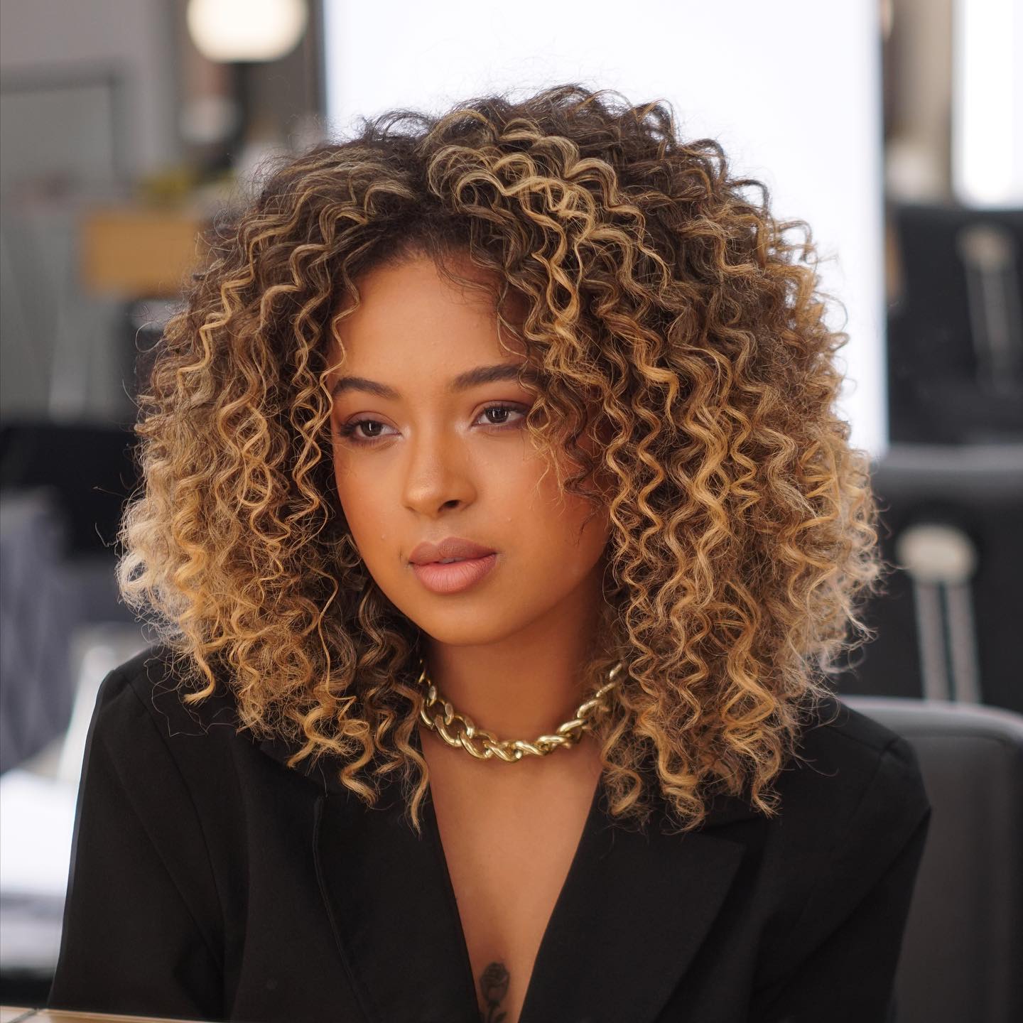 Bouncy Layered Golden Curls